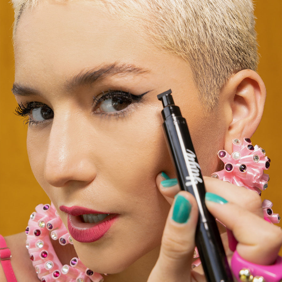 Delineador Cat eye - Yuya